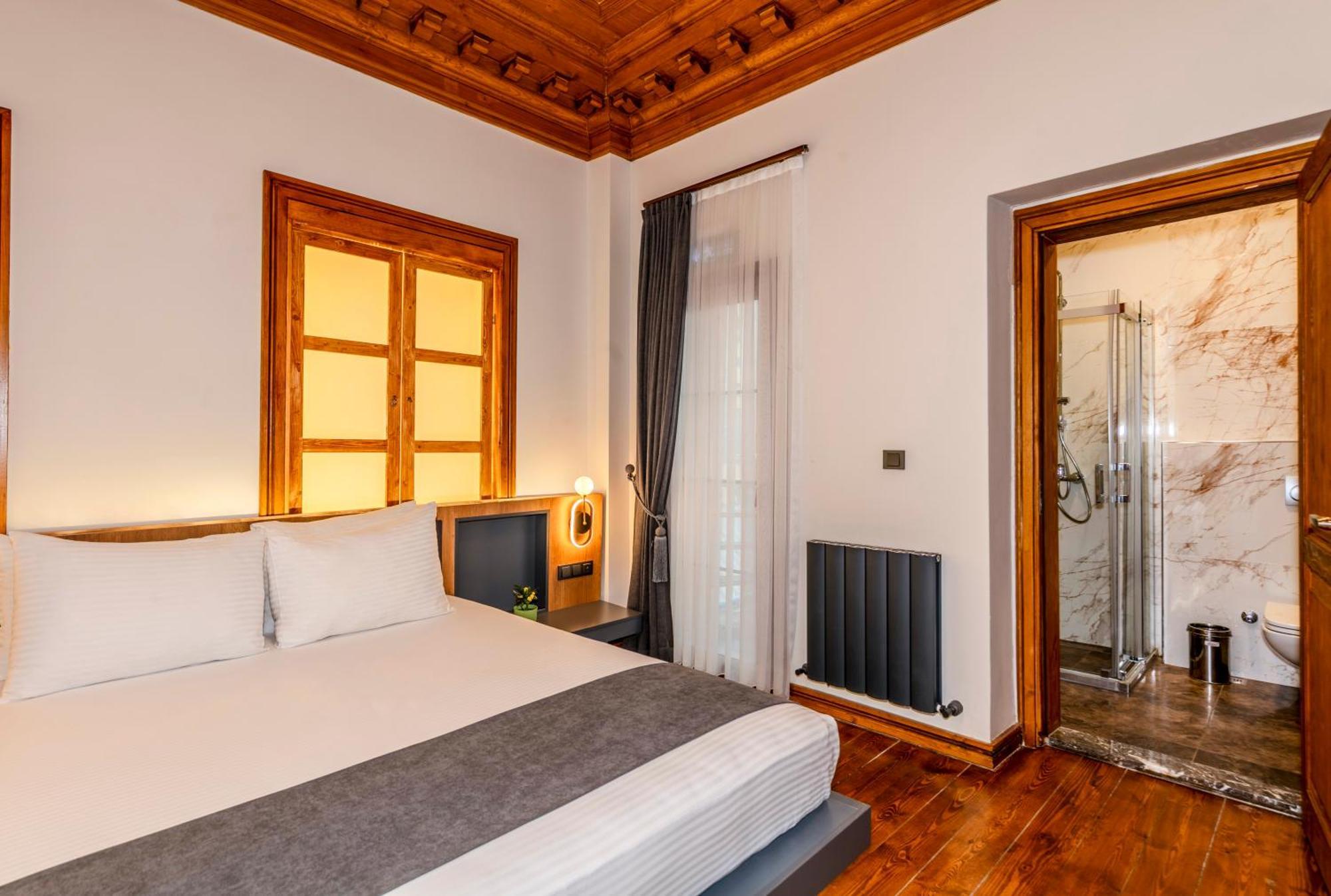 Elmira Pera Hotel & Spa - Special Class Istanbul Exterior photo